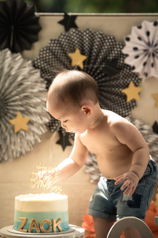 Cake Smash Photoshoot in Photo Studio, Singapore