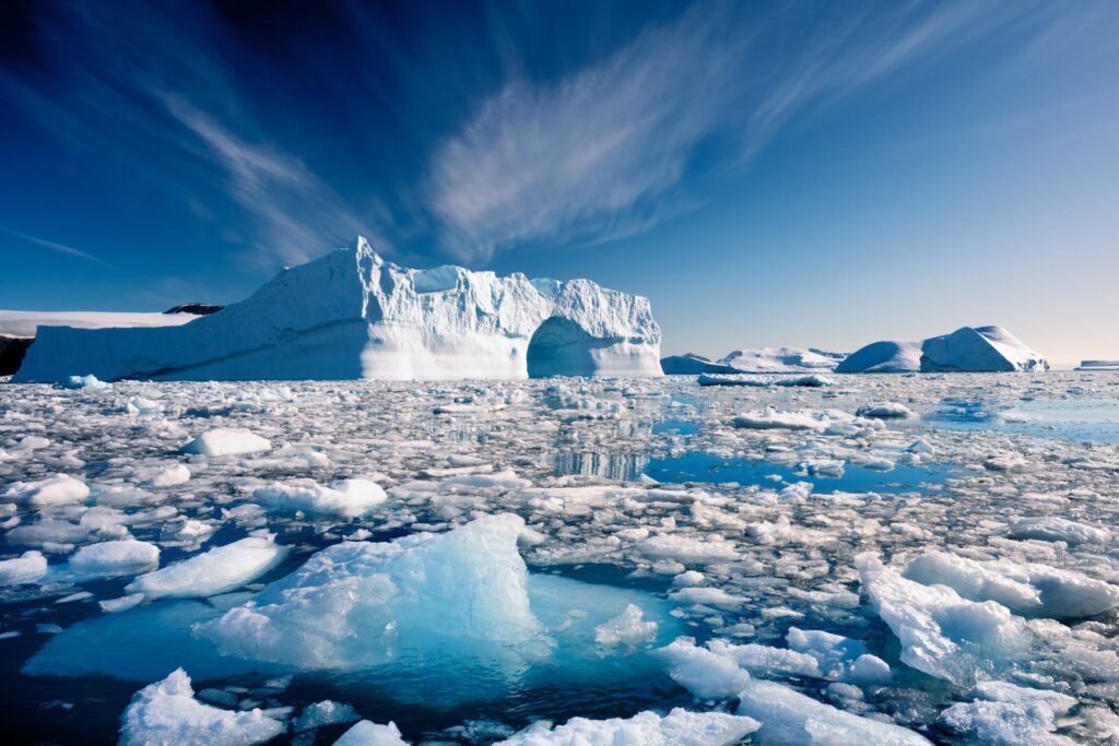 Cierva-Cove-Antarctica-Elaine-Lim-White-Room-Studio Cierva Cove, Antarctica. Taken by Elaine Lim of White Room Studio