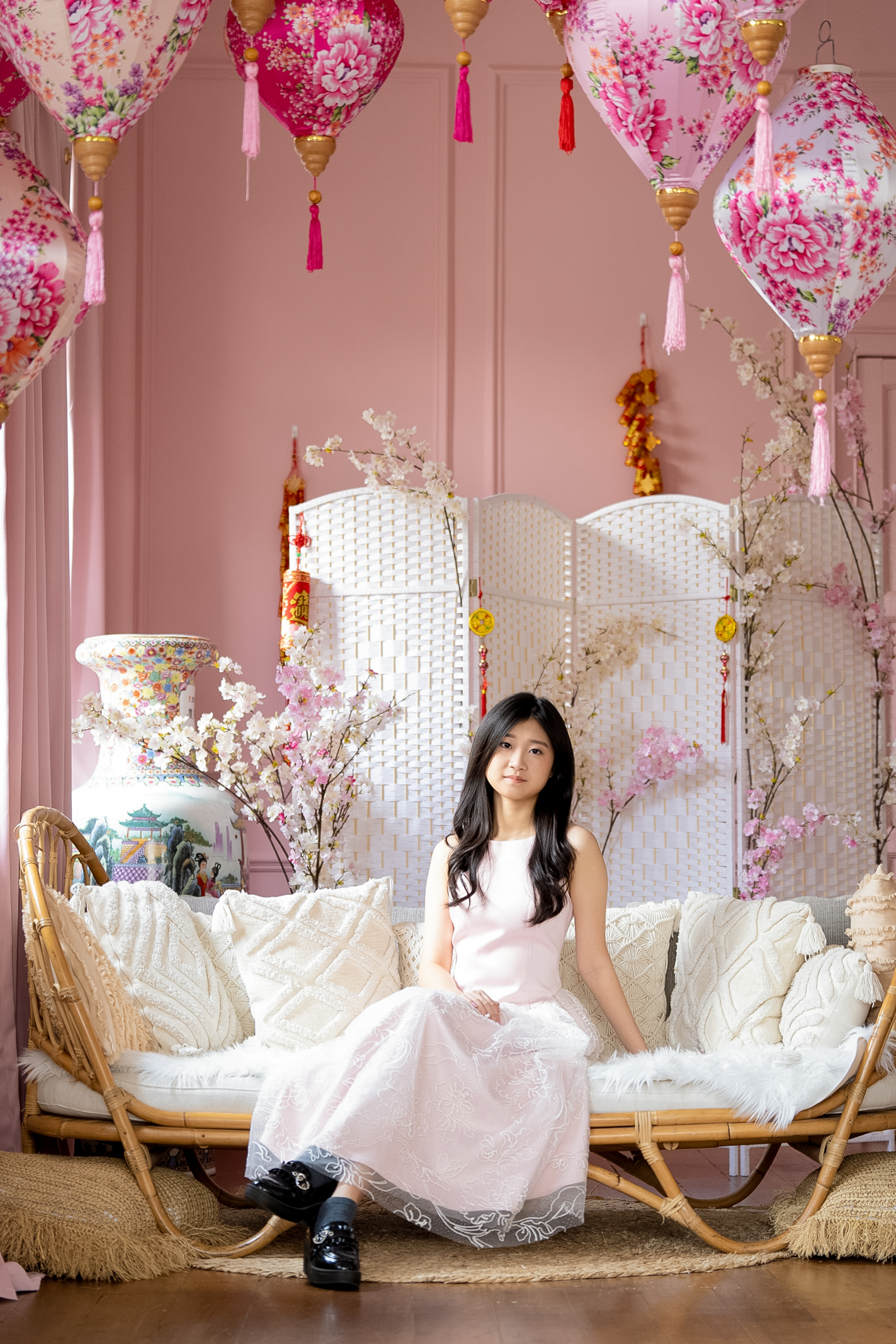 A Lunar New Year Celebration with Peranakan Charm – Glamour Photoshoot at White Room Studio A Lunar New Year Celebration with Peranakan Charm – Glamour Photoshoot at White Room Studio