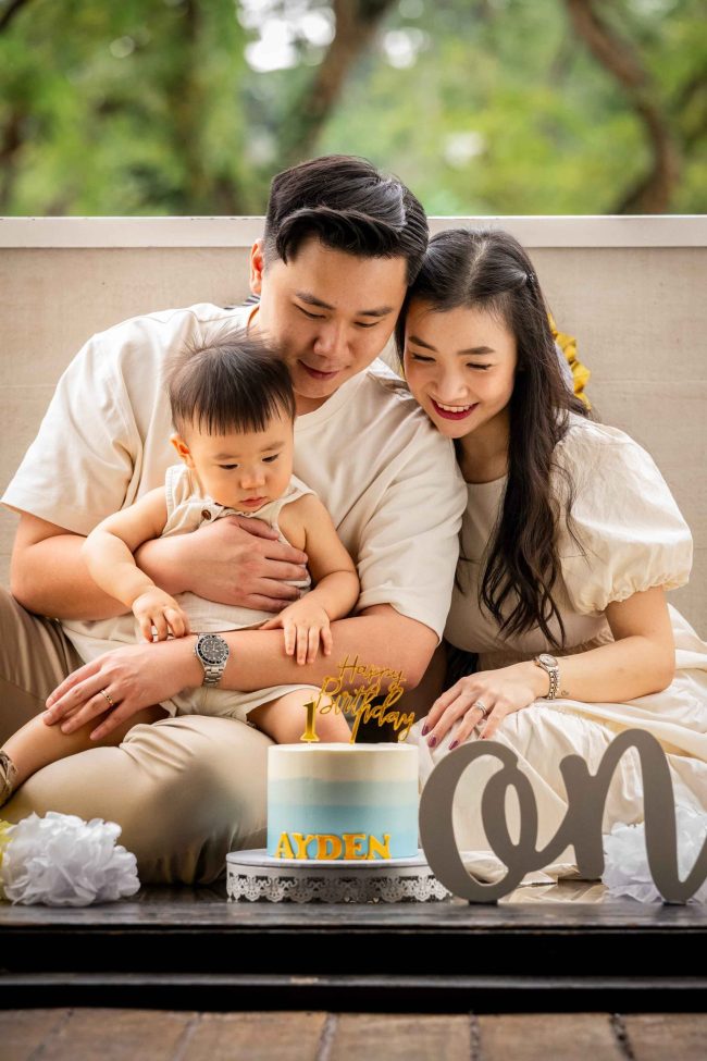 Cake Smash Family Photo Shoot White Room Studio Singapore