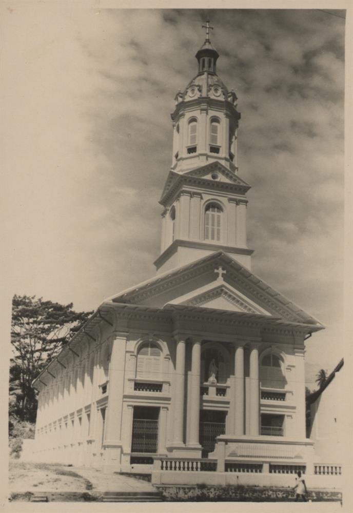 Church of the Sacred Heart, Tank Road in the 1900s Credit line: Lee Kip Lin Collection, National Library Singapore